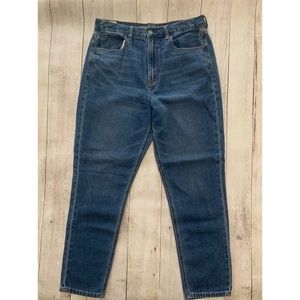 American Eagle Mom Jeans Size 12